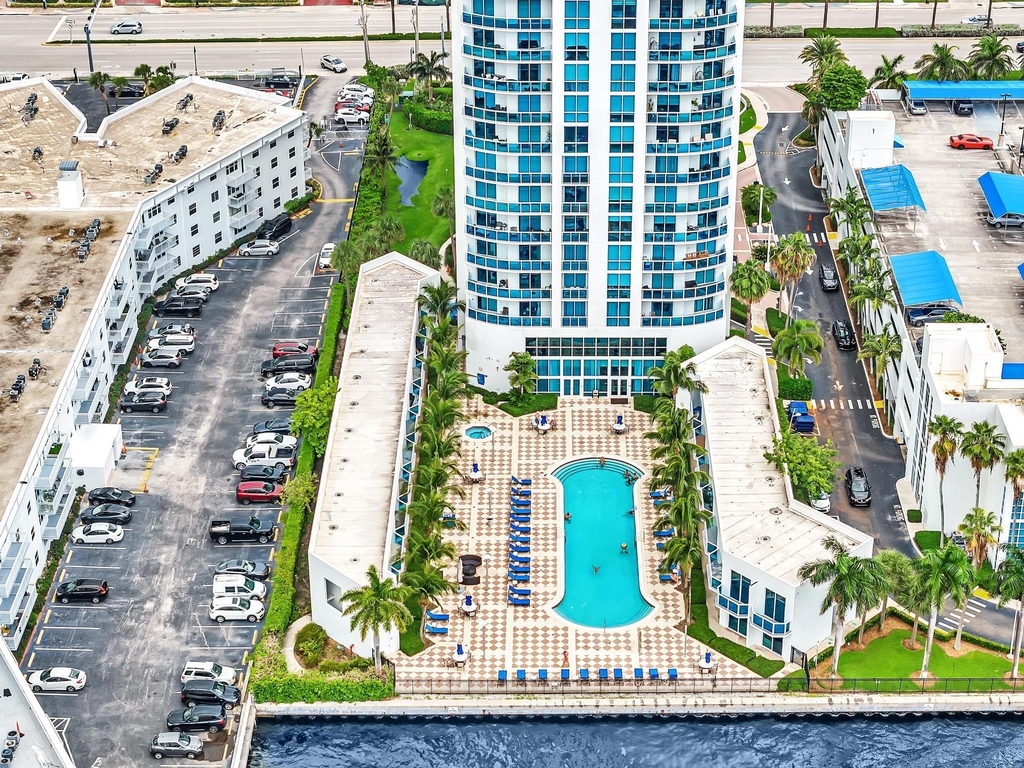 1945 S Ocean Drive - Photo 19