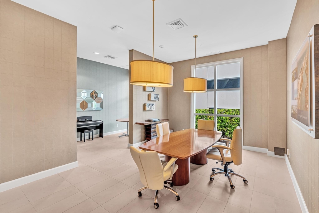 1945 S Ocean Drive - Photo 32