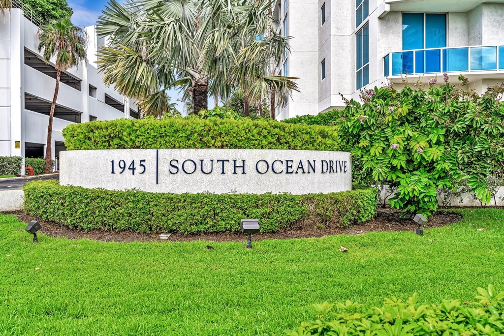 1945 S Ocean Drive - Photo 17