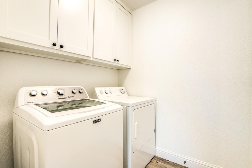 8341 Edgewater Drive - Photo 13