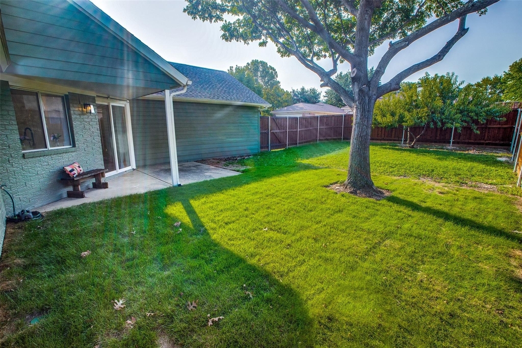 8341 Edgewater Drive - Photo 23