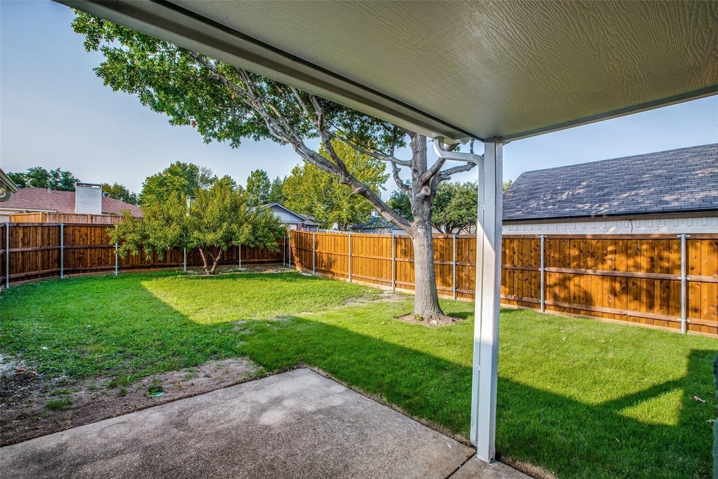 8341 Edgewater Drive - Photo 21