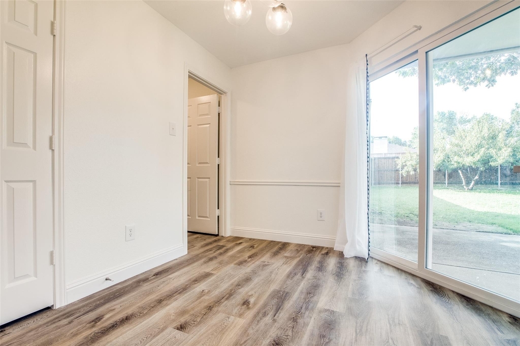 8341 Edgewater Drive - Photo 12