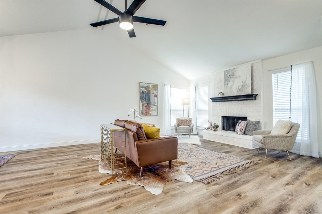 8341 Edgewater Drive - Photo 2