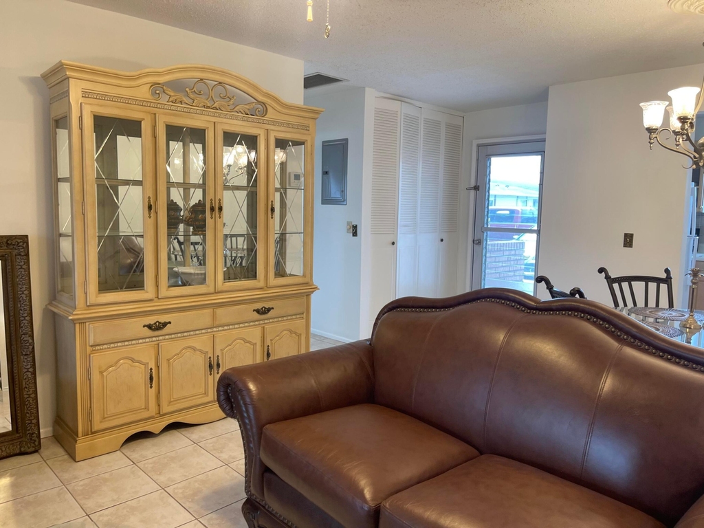 2731 Emory Drive W - Photo 33