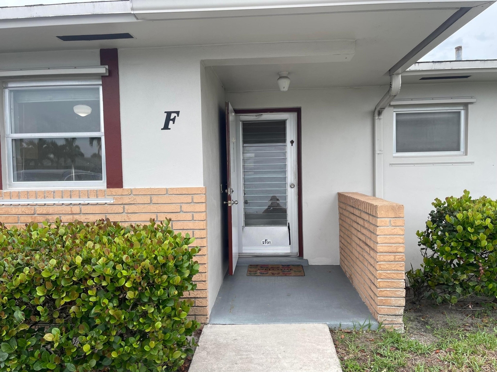 2731 Emory Drive W - Photo 3