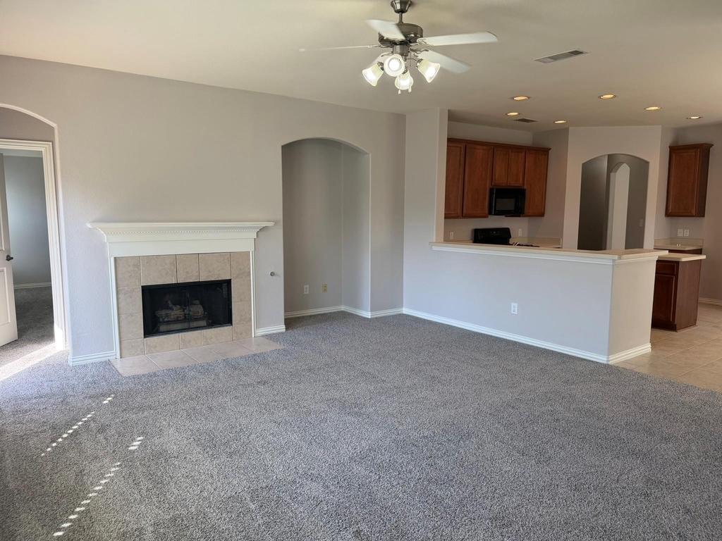 8101 Juliette Drive - Photo 10