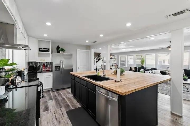 2030 Klondike Street - Photo 2