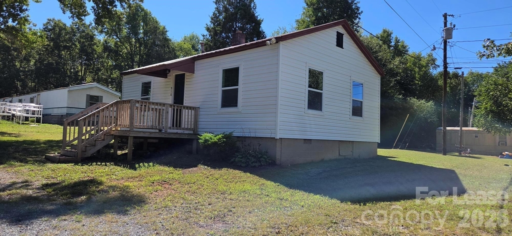 916 Mountain Crest Drive - Photo 10