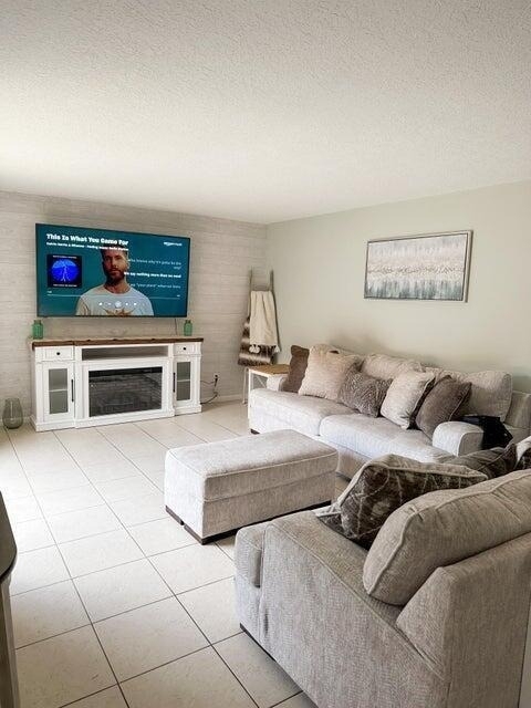 1402 Nebraska Avenue - Photo 2