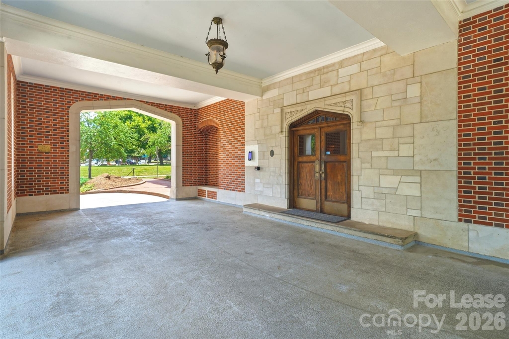 301 W 10th Street - Photo 28