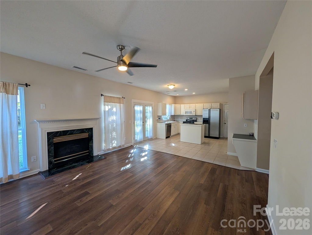 111 Foxtail Drive - Photo 5