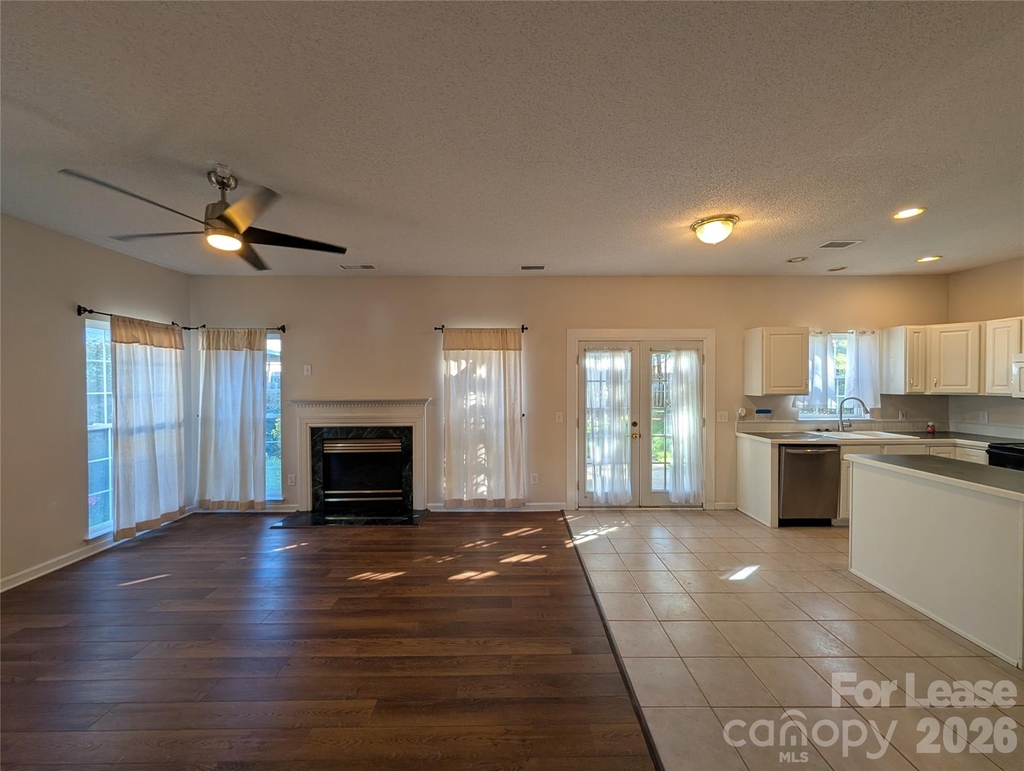 111 Foxtail Drive - Photo 6