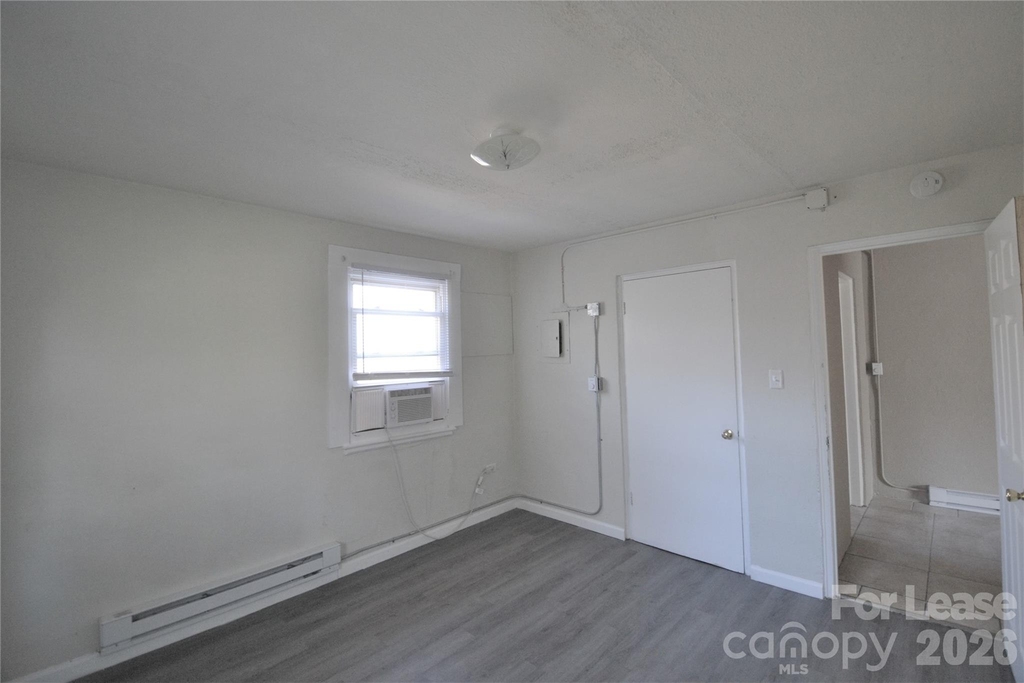 129 Brumley Avenue Ne - Photo 14