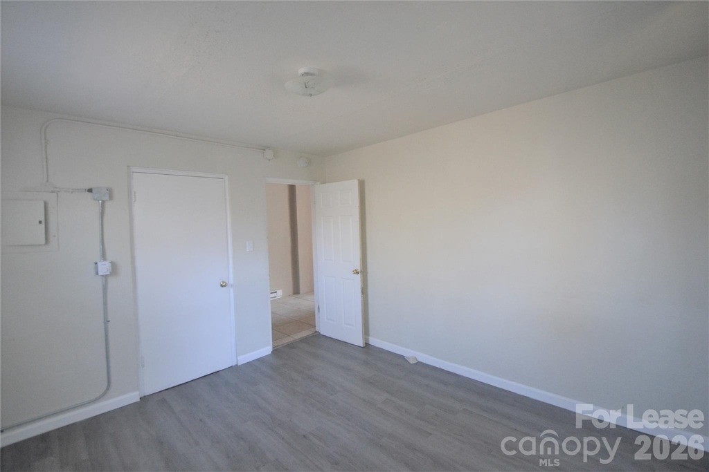 129 Brumley Avenue Ne - Photo 13