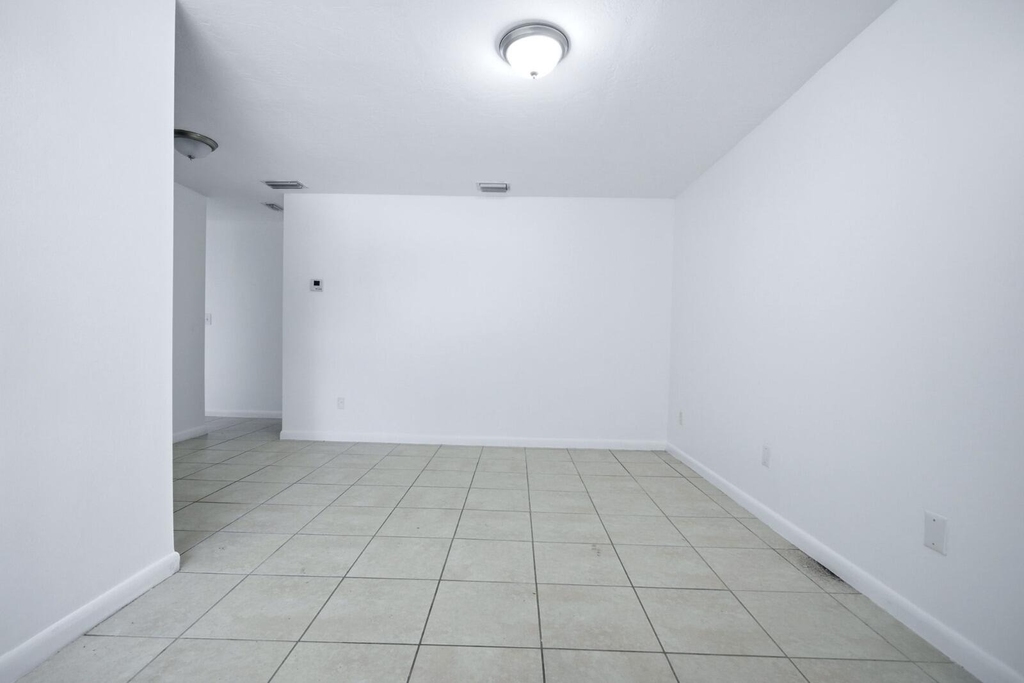 750 Nw 56th Street - Photo 5
