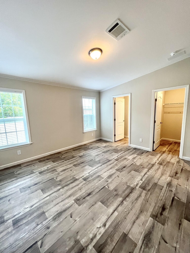 4099 74th Road N - Photo 4