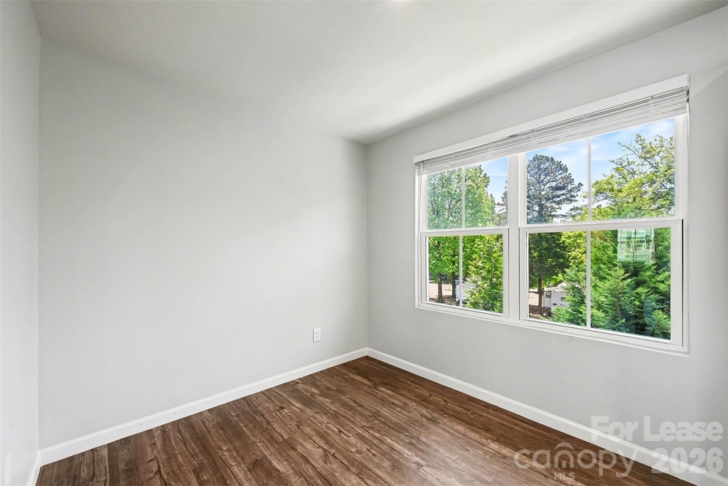 904 Taybyn Road - Photo 9