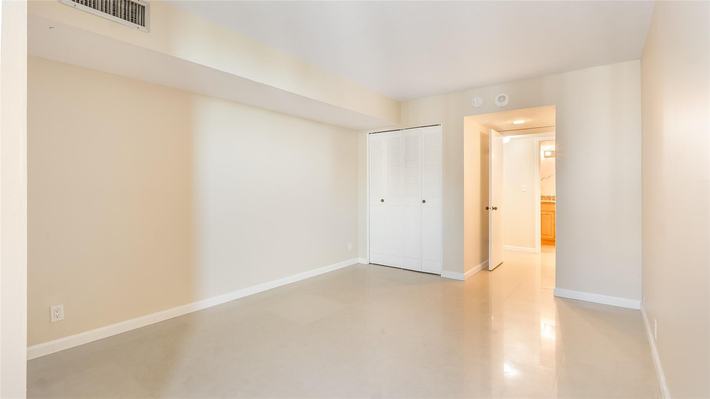 1000 S Ocean Boulevard S - Photo 18