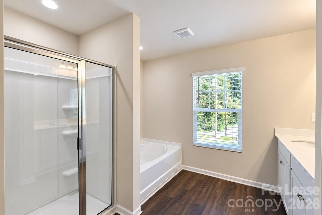 1010 Moorebrook Drive - Photo 25