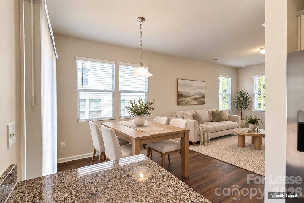 1010 Moorebrook Drive - Photo 3