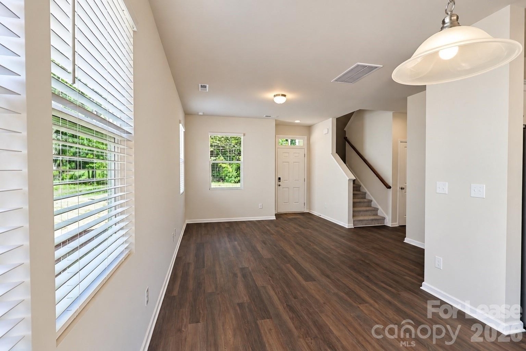 1010 Moorebrook Drive - Photo 10
