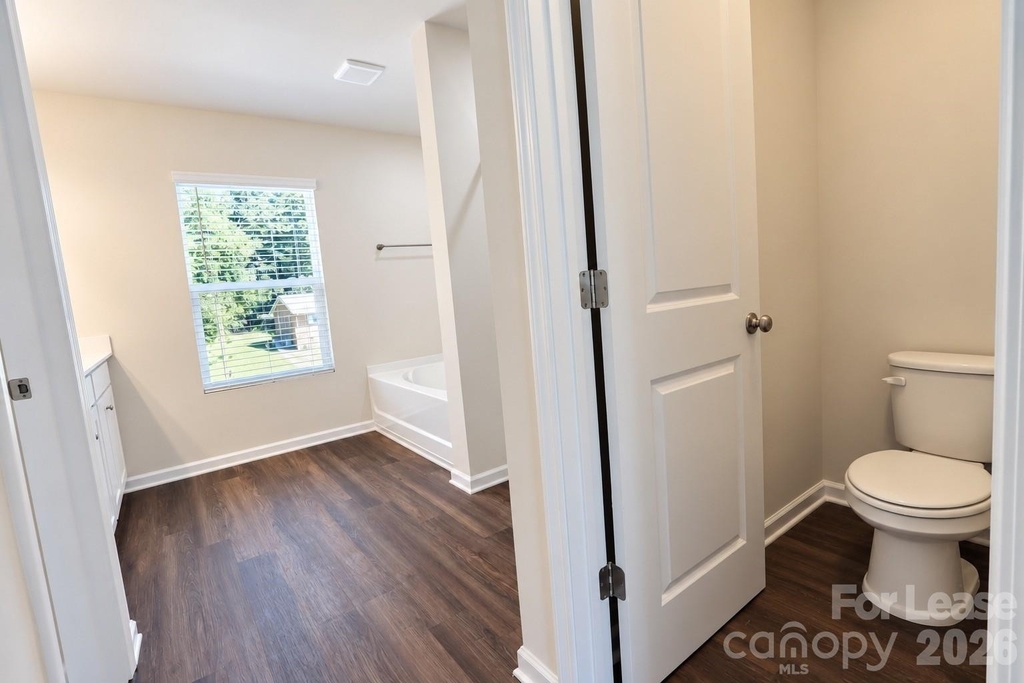 1010 Moorebrook Drive - Photo 20