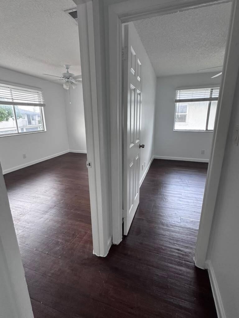 113 E Tiffany Drive - Photo 6