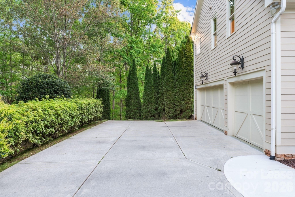 107 Mcauley Court - Photo 33
