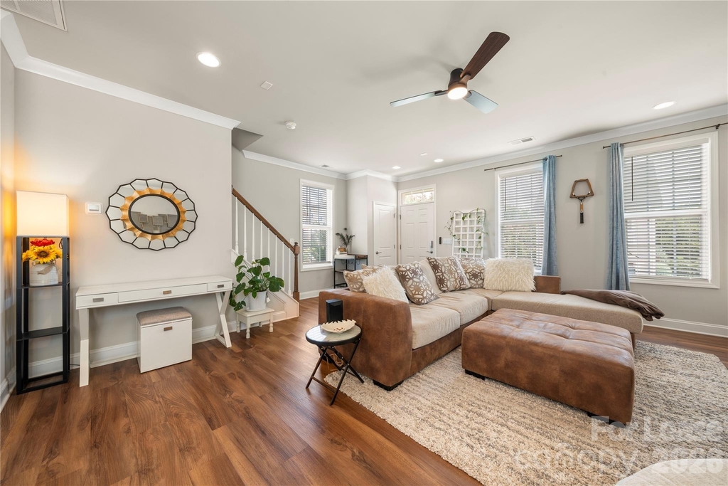8309 Scotney Bluff Avenue - Photo 8