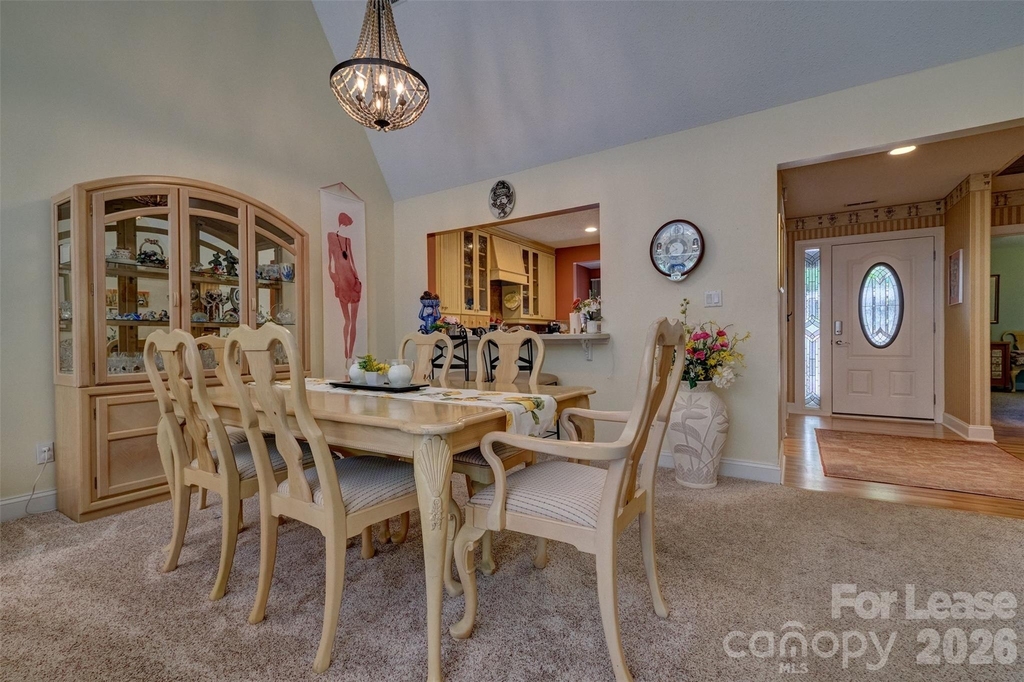 114 Pine Grove Circle - Photo 3