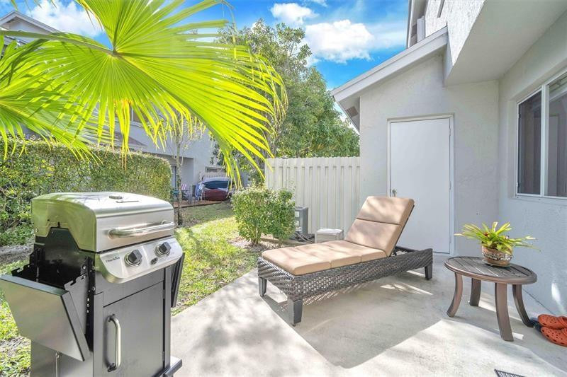 4734 Sw 13th Place - Photo 7