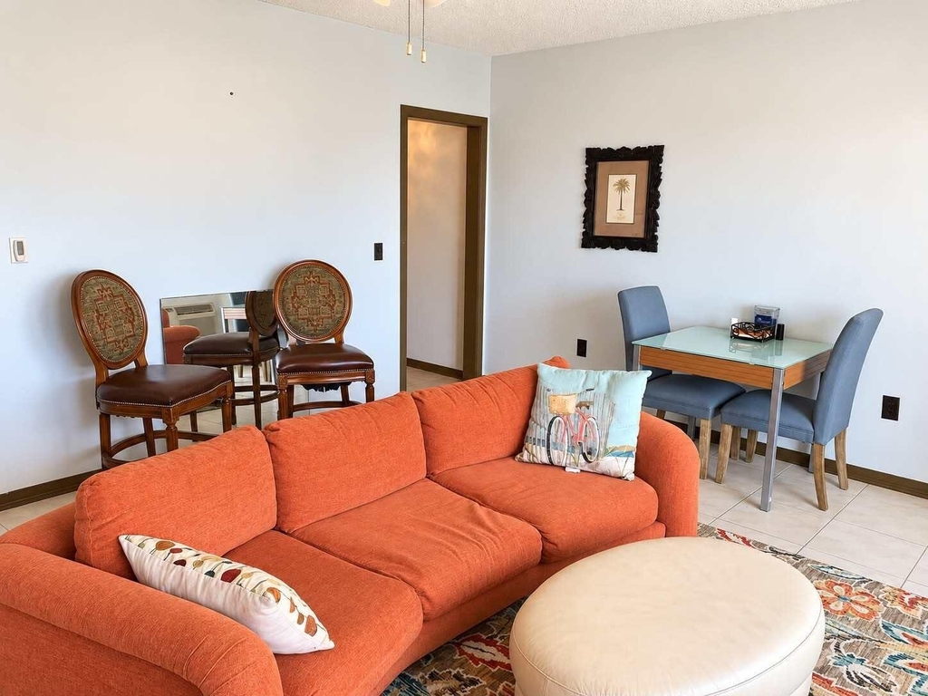 15 S Golfview Road - Photo 1