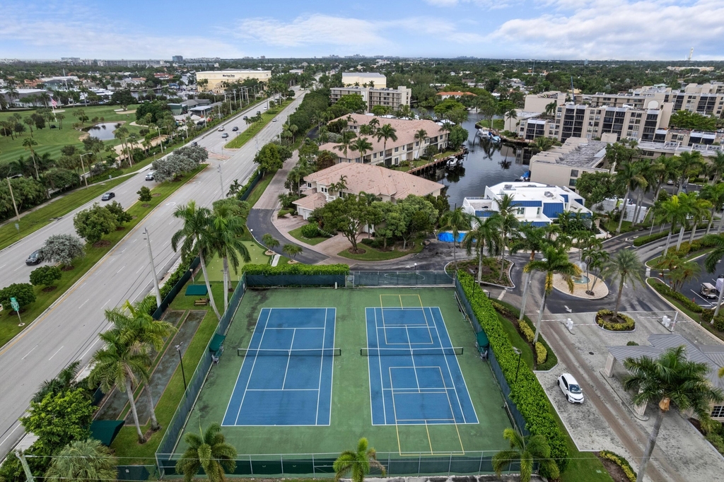 16 Royal Palm Way - Photo 21