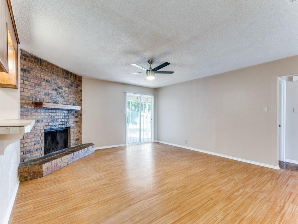 1111 N Nolan River Road - Photo 3