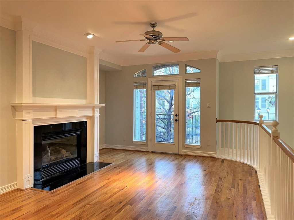 2480 Worthington Street - Photo 2