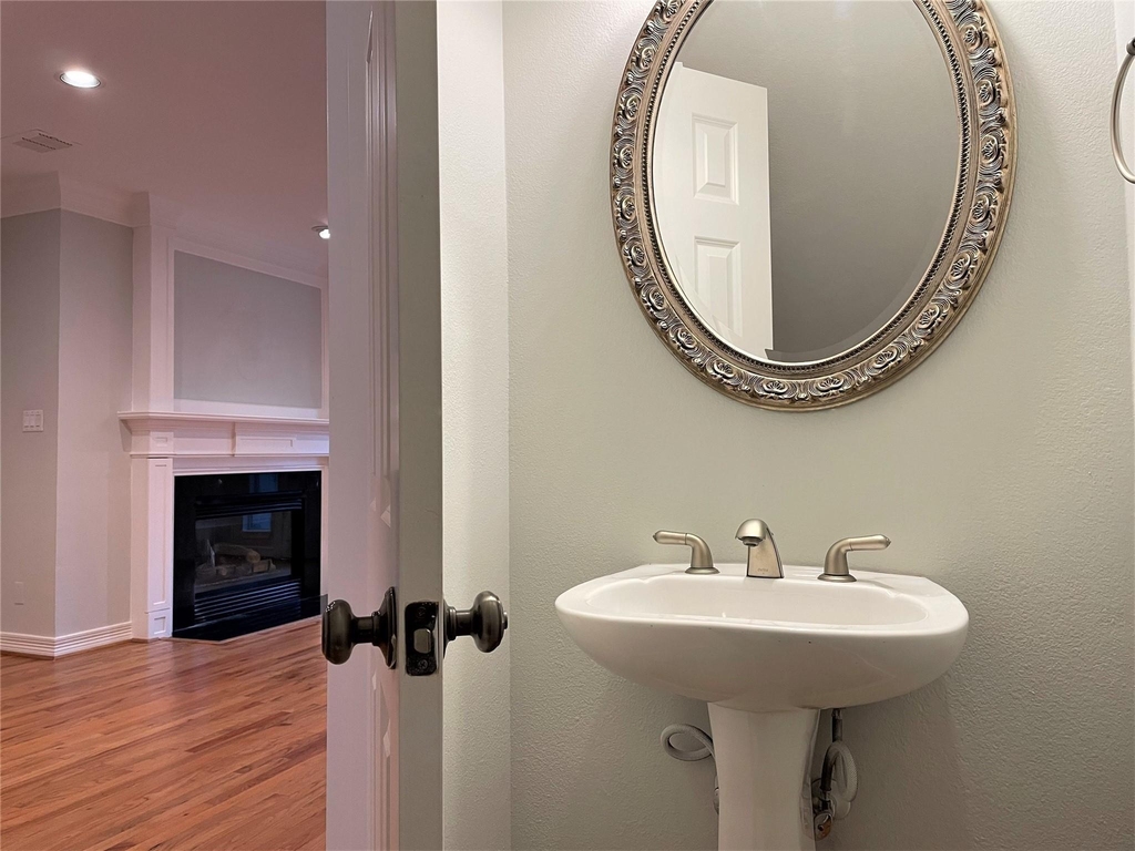 2480 Worthington Street - Photo 7