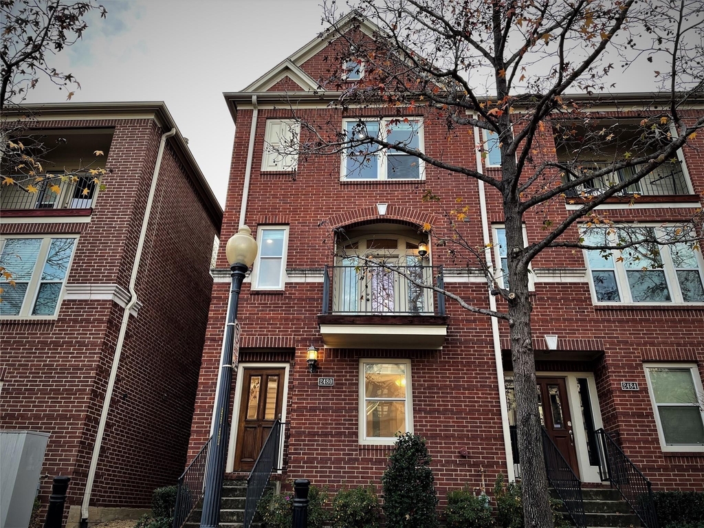 2480 Worthington Street - Photo 0