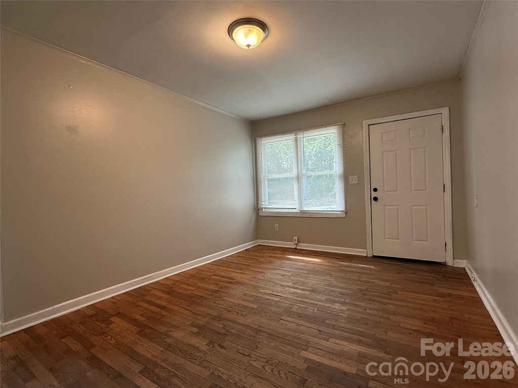 102 E Bradley Street - Photo 1