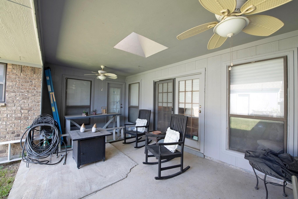 4709 Knollview Lane - Photo 30