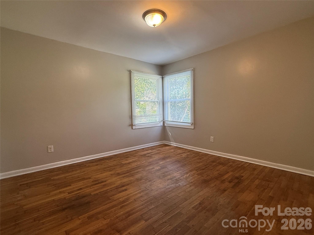 100 E Bradley Street - Photo 10