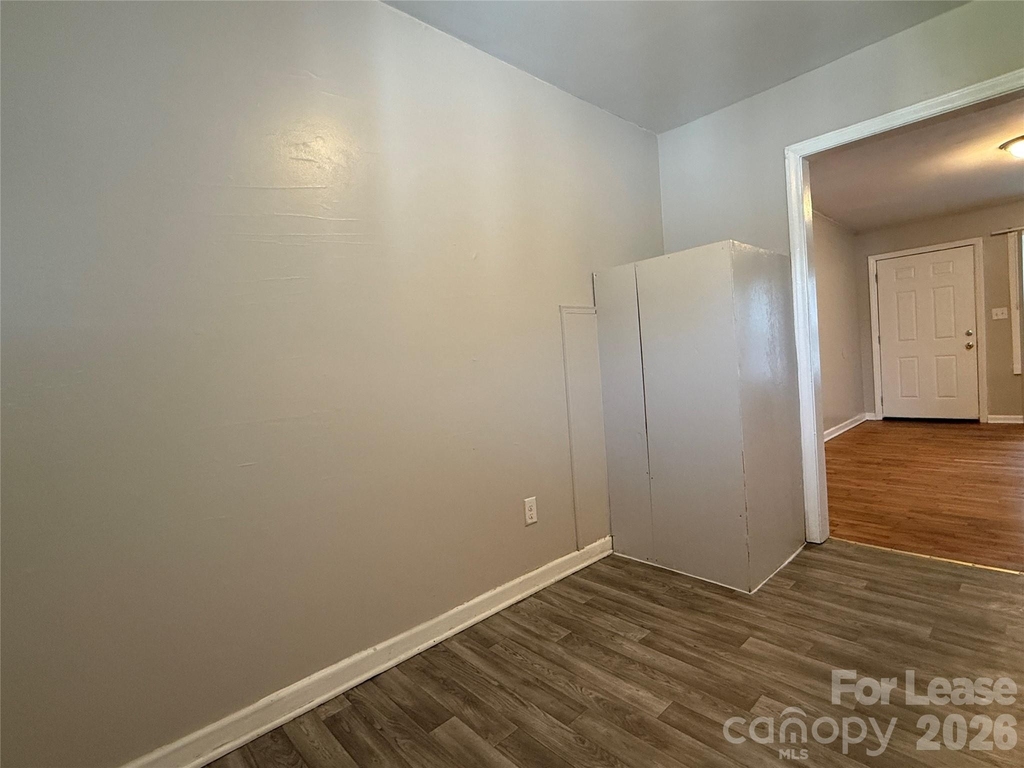 100 E Bradley Street - Photo 9