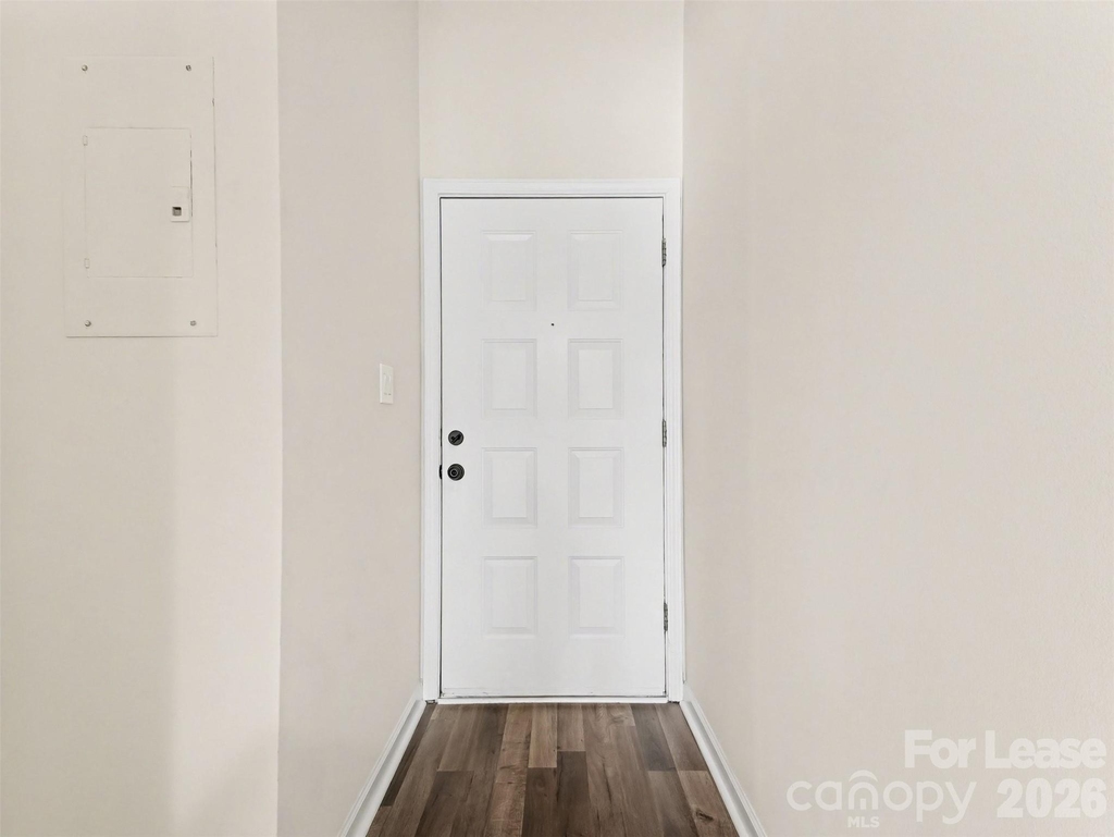 306 S Cedar Street - Photo 1