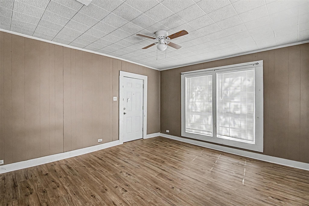 109 Dallas Avenue - Photo 3