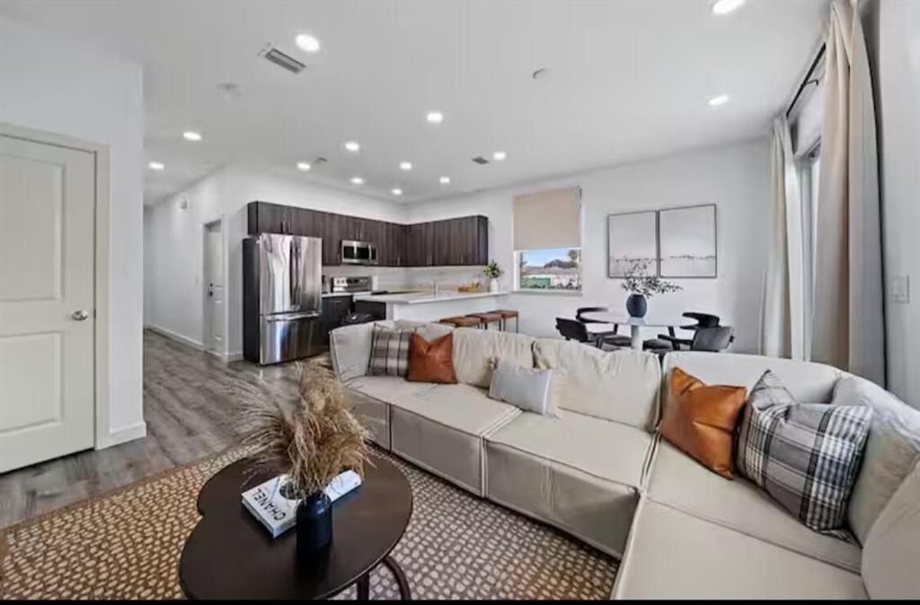 1559 W 26th Court - Photo 5