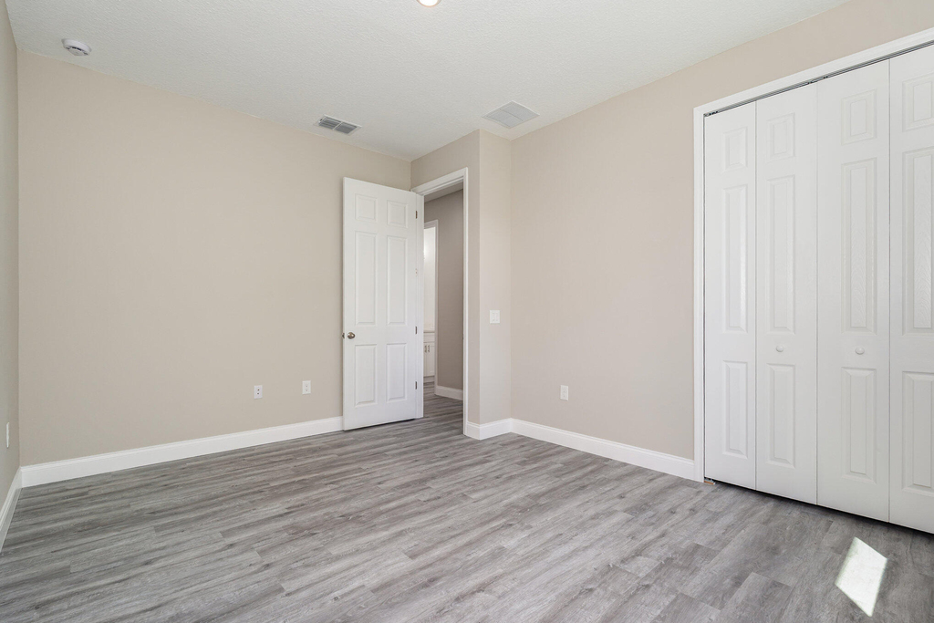 3187 Topsey Avenue Se - Photo 28