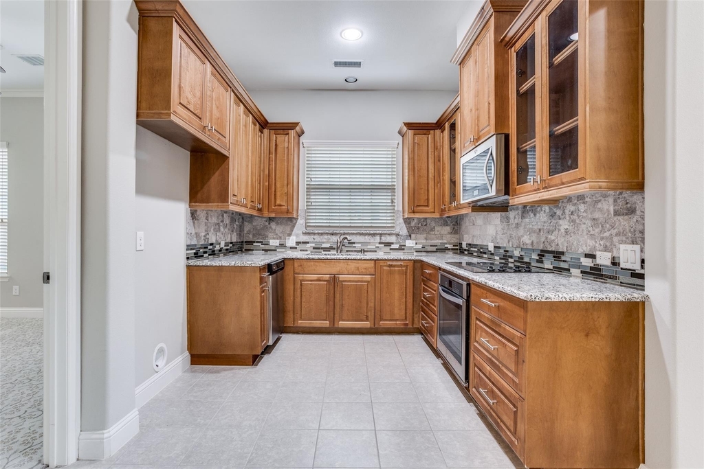869 Rohan Drive - Photo 9
