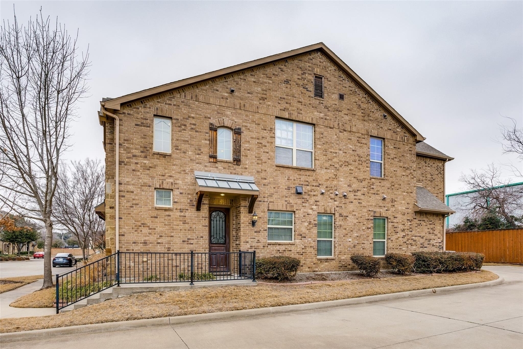 869 Rohan Drive - Photo 1