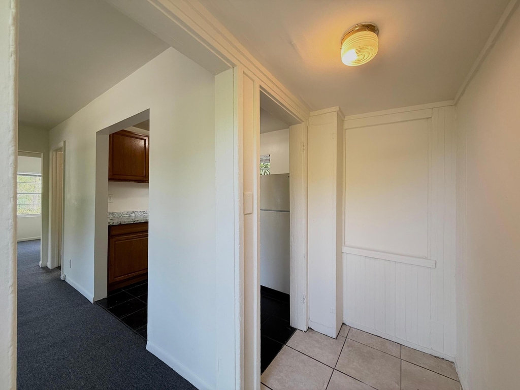808 30th Street - Photo 3