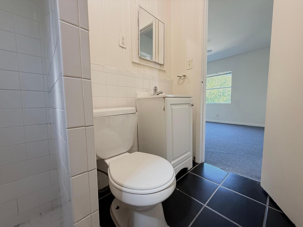 808 30th Street - Photo 4